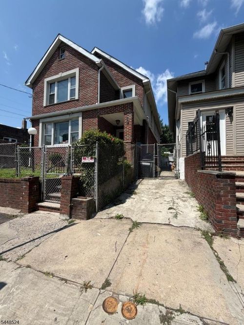 139 Osborne Ter, Newark, NJ, 07108-1712 | Card Image
