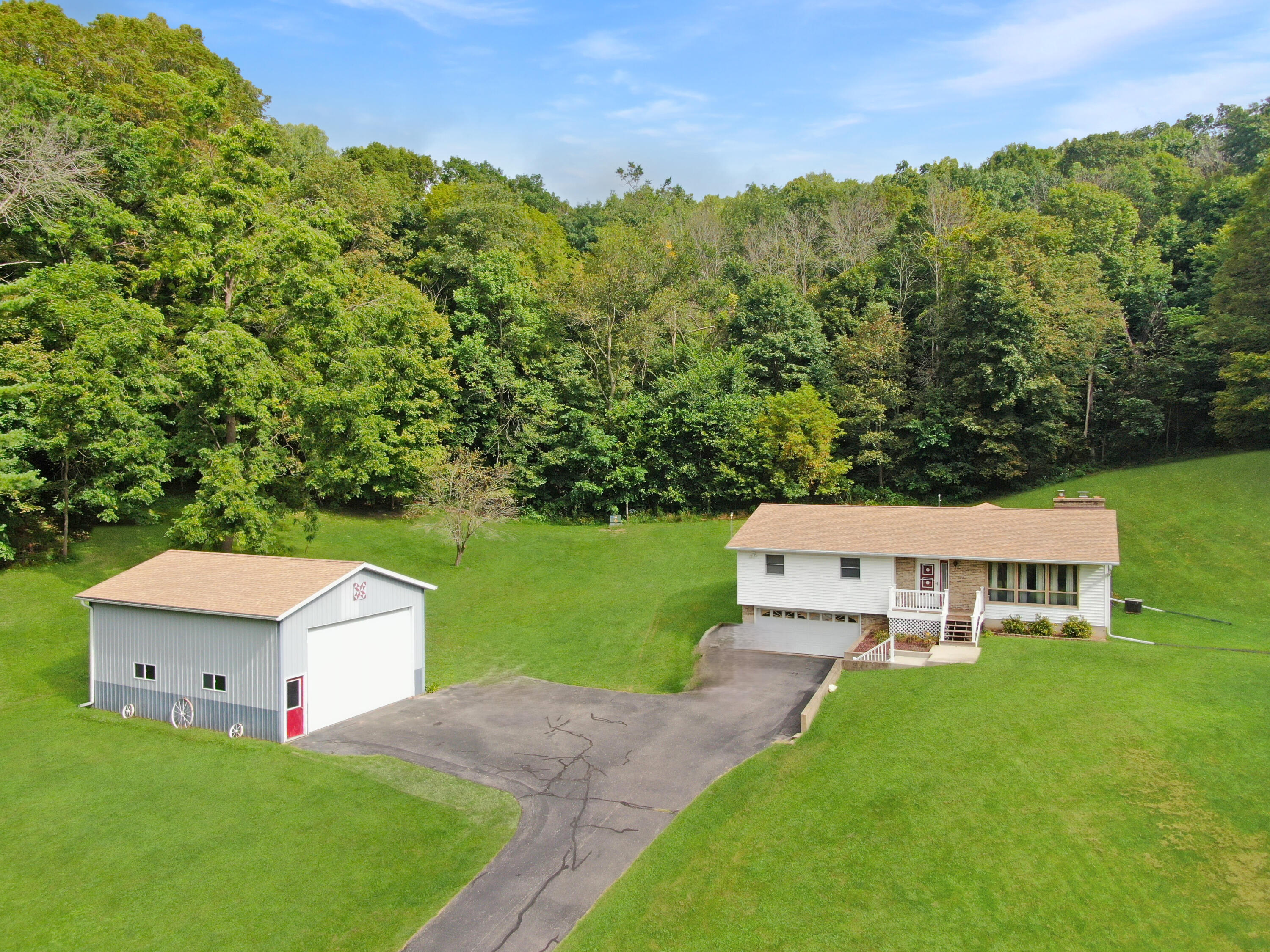 Covered Bridge Dr, Richland Center, WI 53581