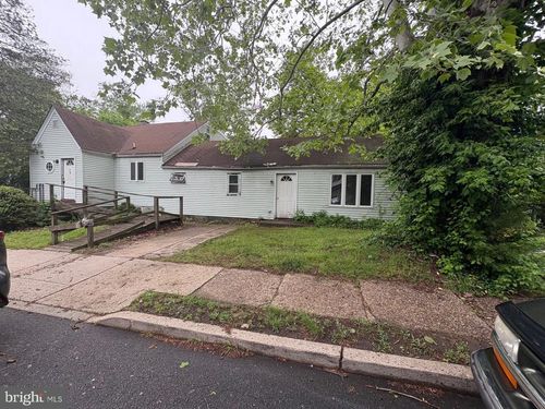 74 Lawn Park Ave, LAWRENCEVILLE, NJ, 08648-3817 | Card Image