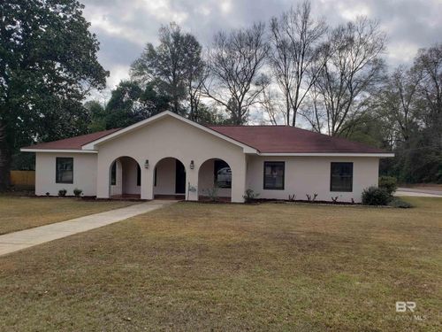 100 Terry Dr, Brewton, AL, 36426-2917 | Card Image