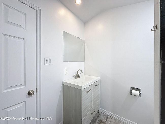 9339 Bob Cat Dr, House other with 3 bedrooms, 1 bathrooms and null parking in WEEKI WACHEE FL | Image 19