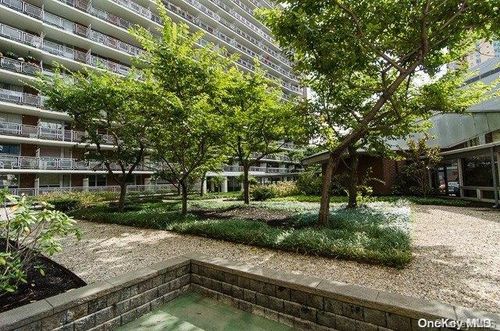 apt-1d-61 97th St, Rego Park, NY, 11374-1223 | Card Image