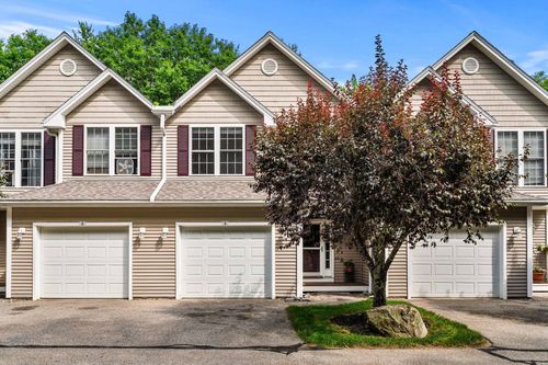 3-3 Plum Ln, Newmarket, NH, 03857-1840 | Card Image