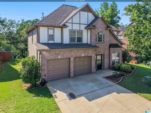 8738 Highlands Dr, TRUSSVILLE, AL, 35173-3826 | Card Image
