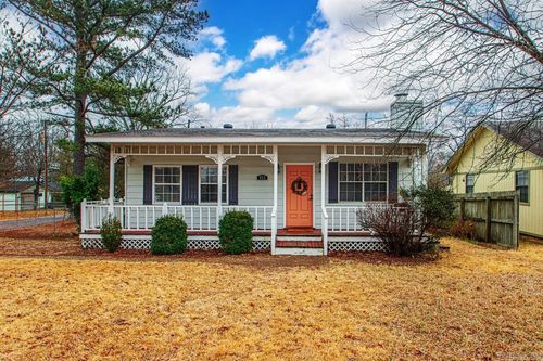 523 Grandview St, Sherwood, AR, 72120-3221 | Card Image