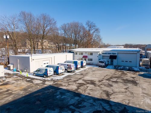 97 N Clinton Street, Poughkeepsie, NY, 12601 | Card Image