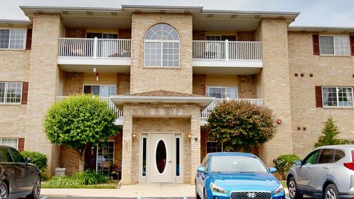 18-2001 W 75th Pl, Merrillville, IN, 46410 | Card Image