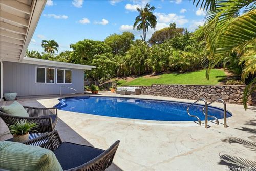 453 Iliaina St, Kailua, HI, 96734-1810 | Card Image