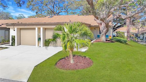2606 Oak Cir, Tarpon Springs, FL, 34689-6114 | Card Image