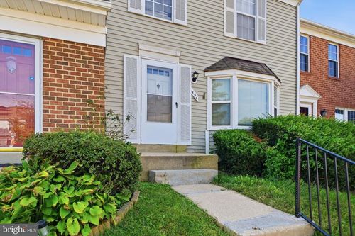 457 Sternwheeler Ct, GAITHERSBURG, MD, 20877-3417 | Card Image