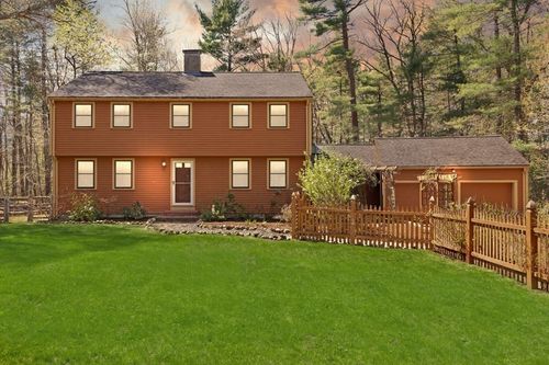 2 Briggs Pond Way, Sharon, MA, 02067-3008 | Card Image