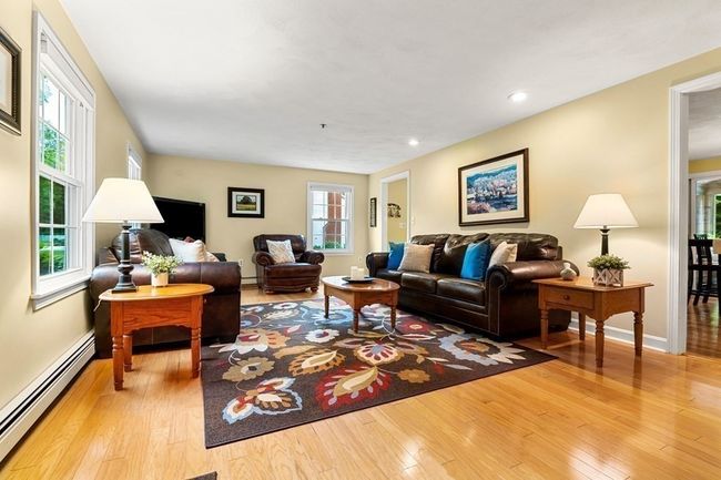 15 Fairview Farm Rd, House other with 4 bedrooms, 2 bathrooms and 6 parking in Haverhill MA | Image 9
