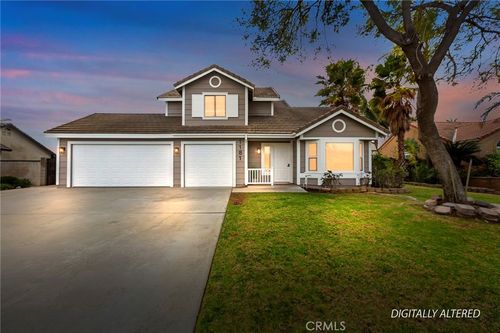 1181 W Banyon St, Rialto, CA, 92377-8831 | Card Image