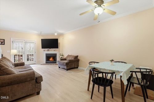 6152 Loch Laural Ln, Raleigh, NC, 27613-3008 | Card Image