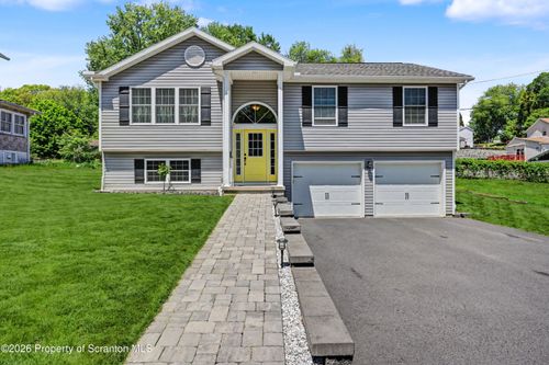 226 Wyalusing St, Old Forge, PA, 18518-1202 | Card Image