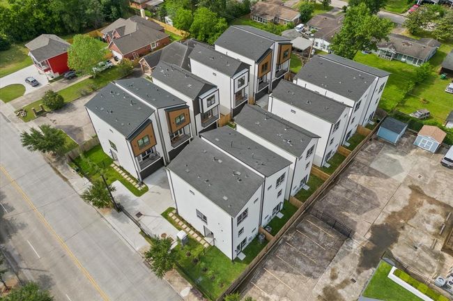 K - 4013 Griggs Rd, House other with 3 bedrooms, 4 bathrooms and 2 parking in Houston TX | Image 32