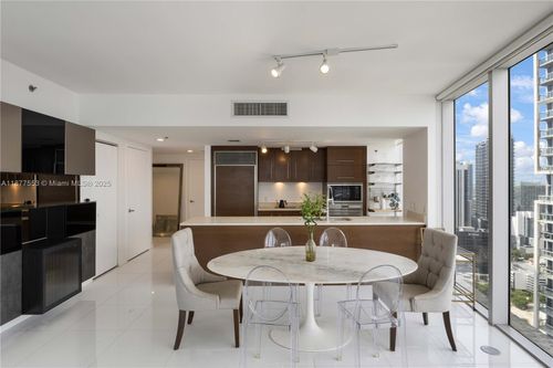 apt-4015-475 Brickell Ave, Miami, FL, 33131-2705 | Card Image