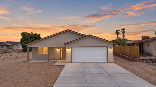 1634 E Luna Media, Fort Mohave, AZ, 86426-6291 | Card Image