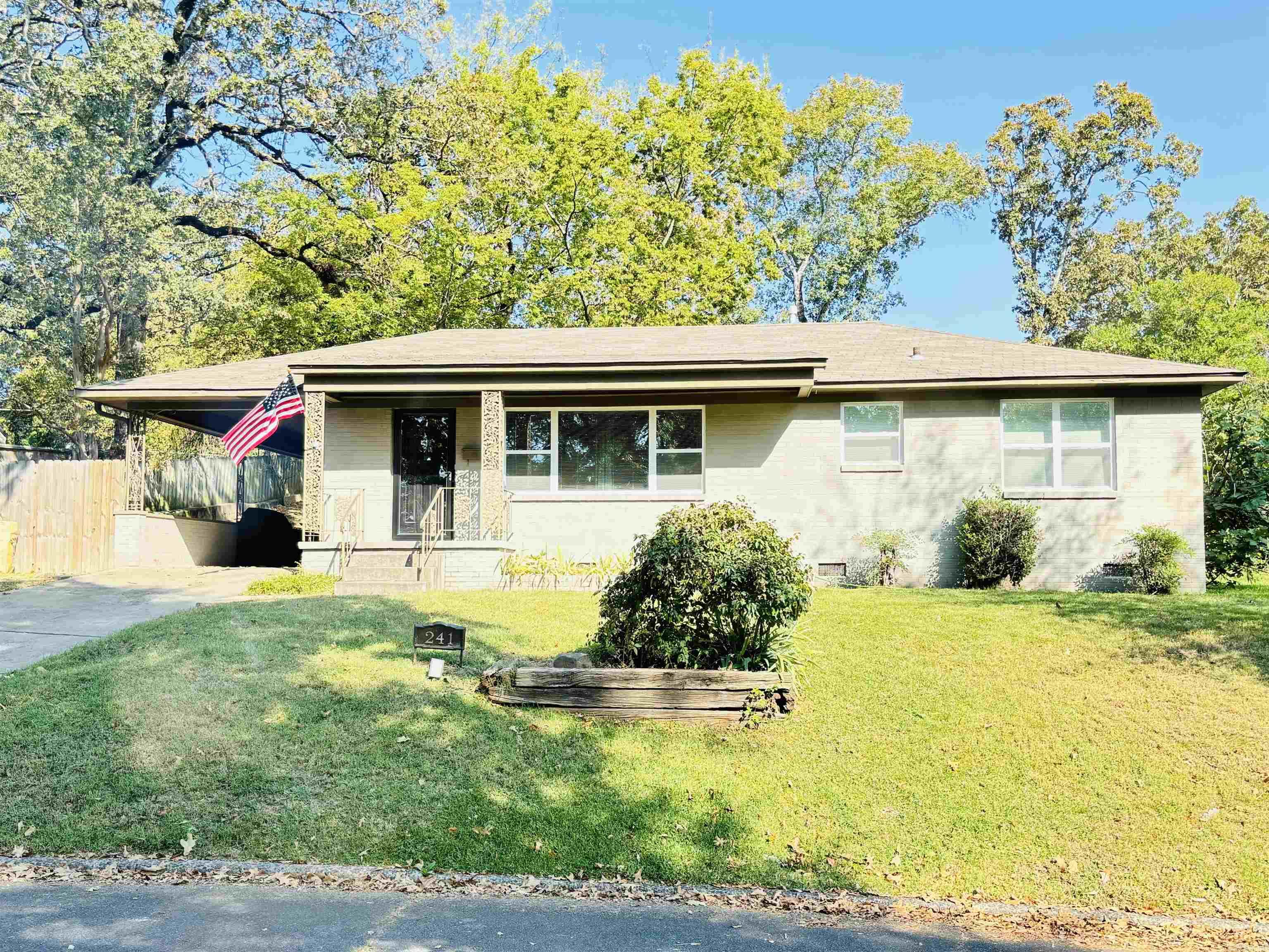 Skyline Dr, North Little Rock, AR 72116