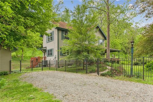 431 Scenic Dr, Daisytown, PA, 15427-1113 | Card Image