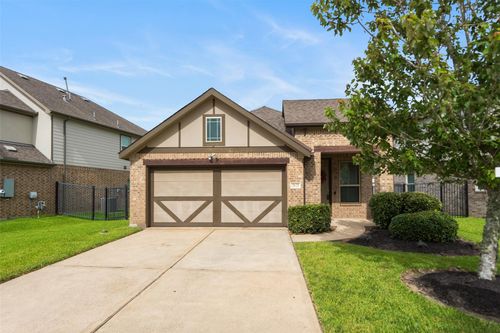 2621 Bernadino Dr, Texas City, TX, 77568-2523 | Card Image