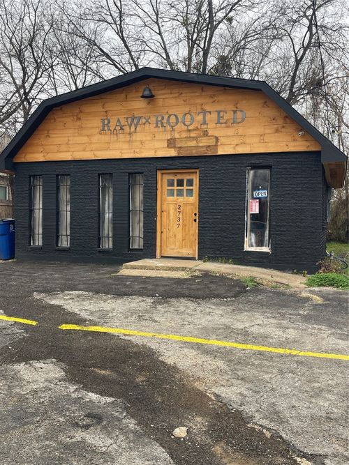 2737 Carpenter Ave, Dallas, TX, 75215-4302 | Card Image