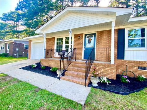 704 Edgehill Rd, Fayetteville, NC, 28314-0219 | Card Image