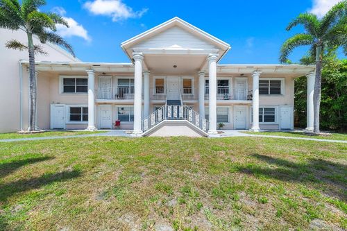 1-4521 Ne 21st Ave, Fort Lauderdale, FL, 33308-4781 | Card Image