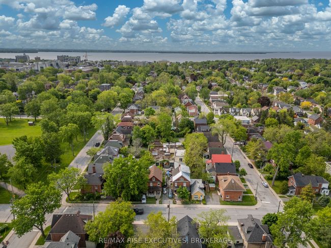 98 Mack St, House other with 2 bedrooms, 1 bathrooms and 1 parking in Kingston ON | Image 29