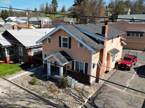 531 11th St, Klamath Falls, OR, 97601-2859 | Card Image