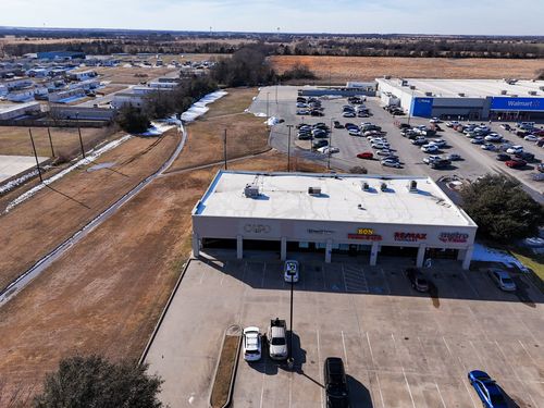 2009 N State Highway 121, Bonham, TX, 75418-2340 | Card Image