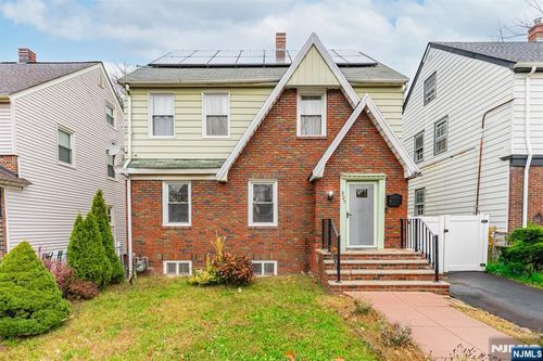 327 Field Pl, Hillside, NJ, 07205-1456 | Card Image