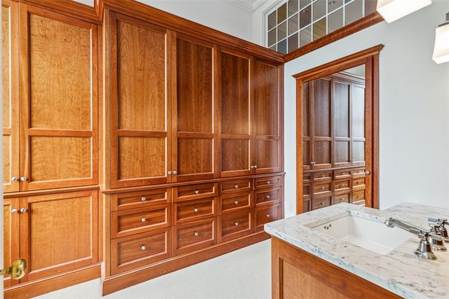 10 Brown St, House other with 5 bedrooms, 8 bathrooms and 8 parking in Providence RI | Image 27