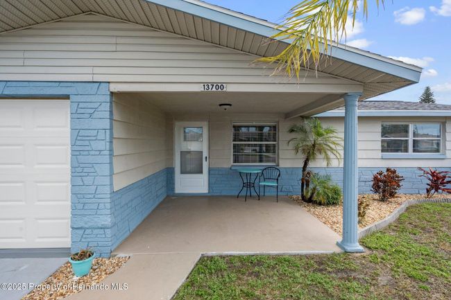 13700 Allyn Dr, House other with 2 bedrooms, 1 bathrooms and null parking in Hudson FL | Image 4