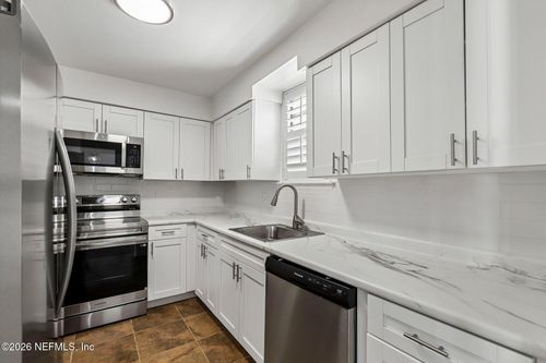 2-1735 El Camino Rd, Jacksonville, FL, 32216-8810 | Card Image