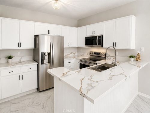 a-2456 Pleasant Way, Thousand Oaks, CA, 91362-3266 | Card Image