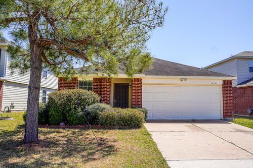 19131 Prairie Bluff Dr, Cypress, TX, 77433-3311 | Card Image