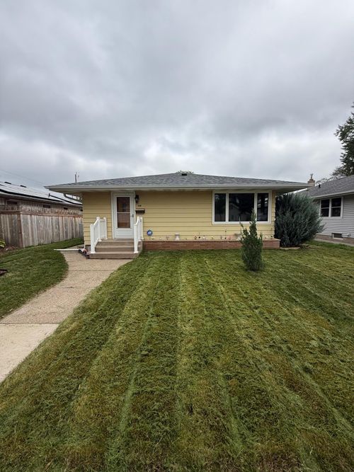 248 23rd Ave N, Saint Cloud, MN, 56303-4338 | Card Image