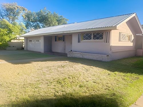 1006 Borger St, Plainview, TX, 79072-6144 | Card Image