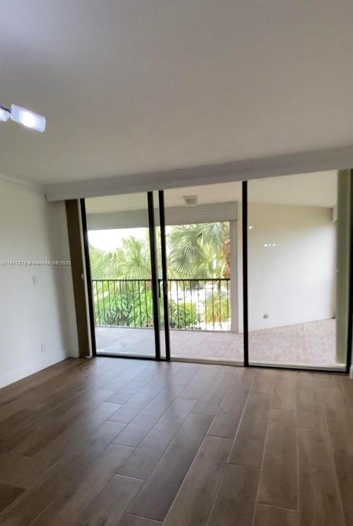 apt-306-16500 Golf Club Rd, Weston, FL, 33326-1679 | Card Image