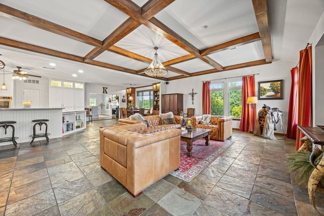560 E Jernigan Rd, Home with 5 bedrooms, 5 bathrooms and null parking in Copper Canyon TX | Image 15