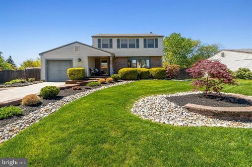 24 Castor Ct, TURNERSVILLE, NJ, 08012-2445 | Card Image