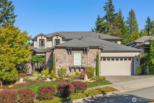 12438 243rd Pl Ne, Redmond, WA, 98053-5761 | Card Image