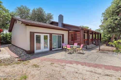 4407 E Oak Island Dr, Oak Island, NC, 28465-5514 | Card Image