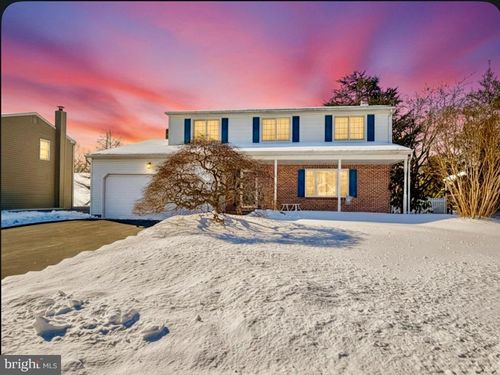 304 Barnsbury Rd, Langhorne, PA, 19047-8142 | Card Image