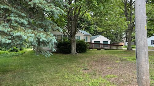 747 Aster Ave, Holland, MI, 49423-6866 | Card Image