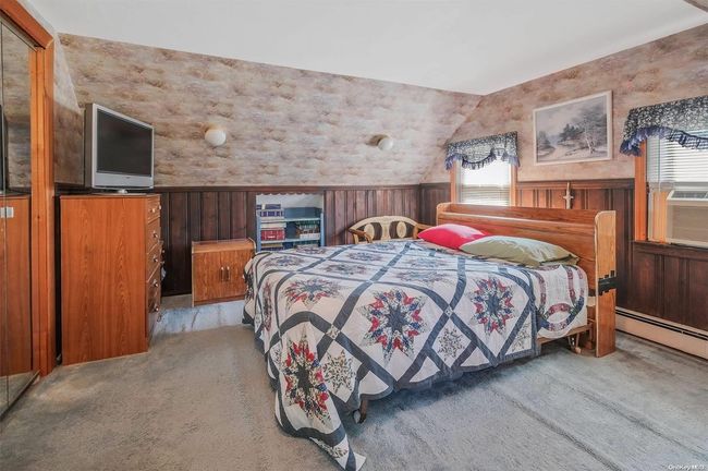 30 Saddle Ln, House other with 3 bedrooms, 2 bathrooms and null parking in Levittown NY | Image 19