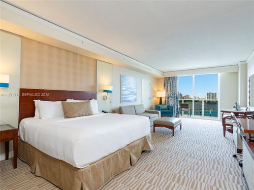 1202-18001 Collins Ave, Sunny Isles Beach, FL, 33160-2722 | Card Image