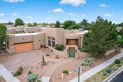 138 E Chili Line Rd, Santa Fe, NM, 87508-1375 | Card Image
