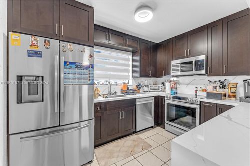 7-14209 Sw 94th Circle Ln, Miami, FL, 33186-7826 | Card Image